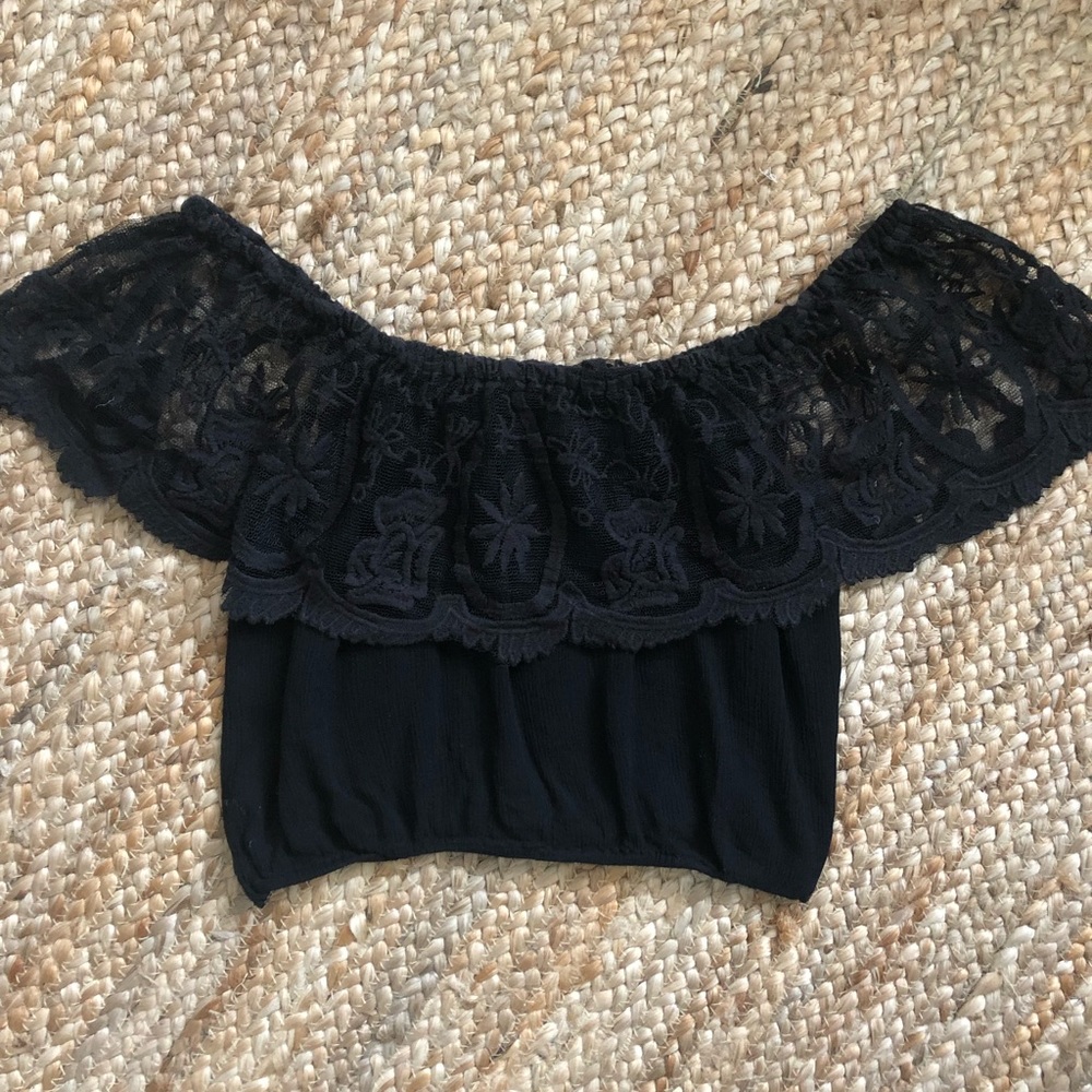 Forever 21 Contemporary Off the Shoulder Crop Top